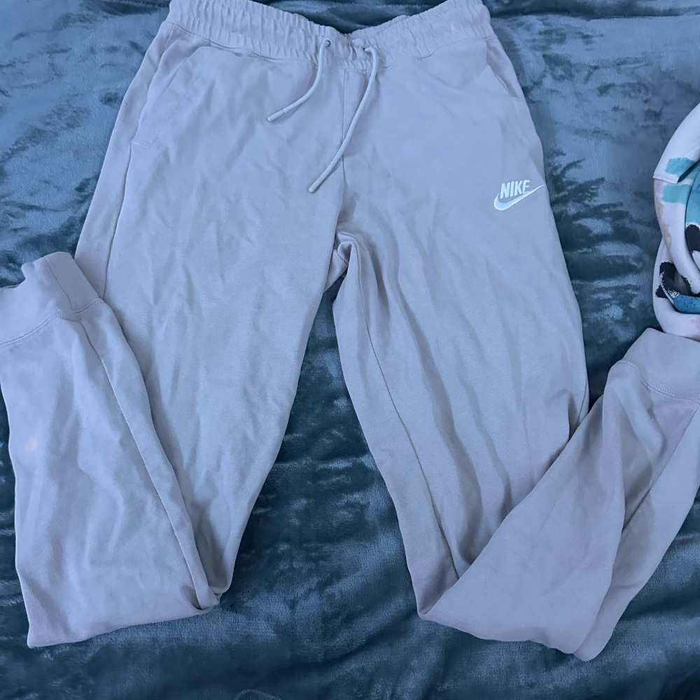 tan nike sweatpants